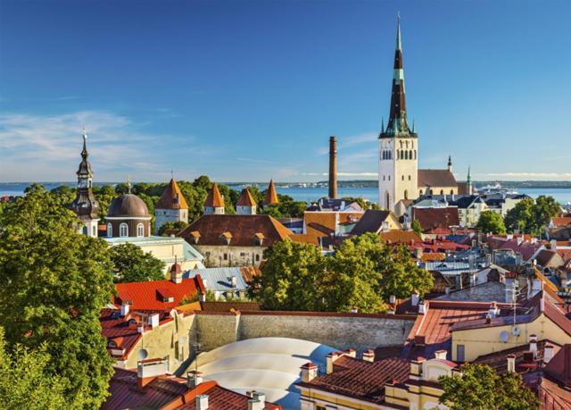 Apartamento Cozy Loft Near Old Town Tallin Exterior foto
