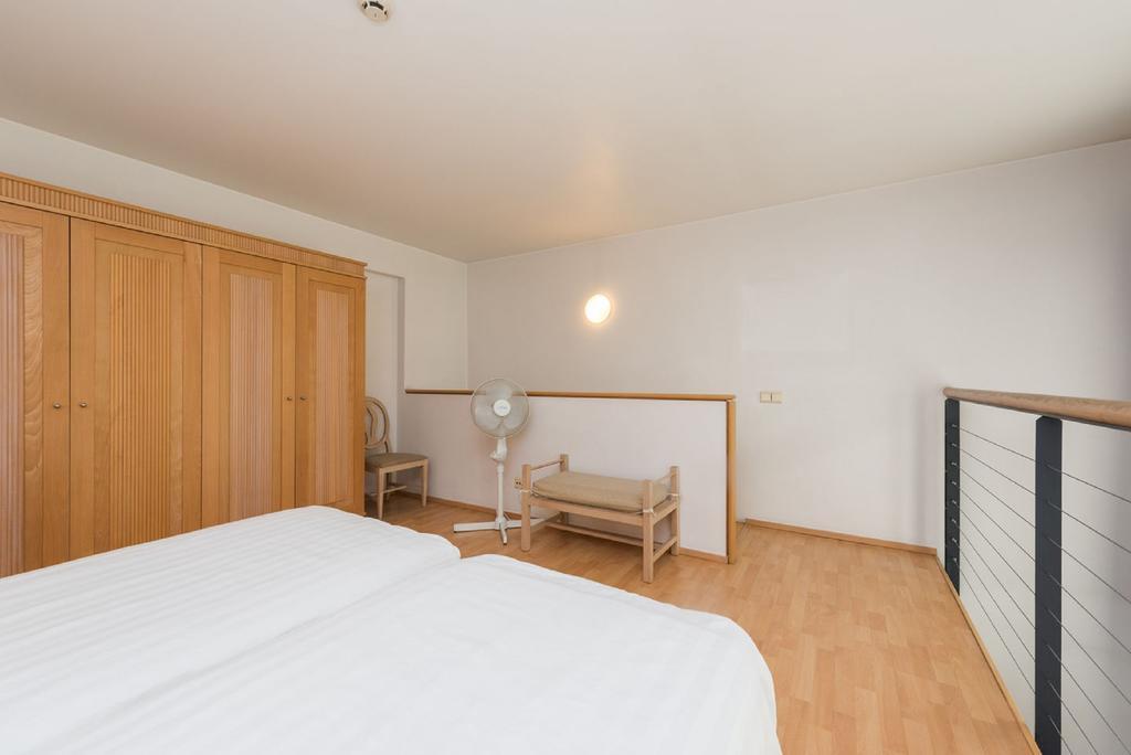 Apartamento Cozy Loft Near Old Town Tallin Exterior foto